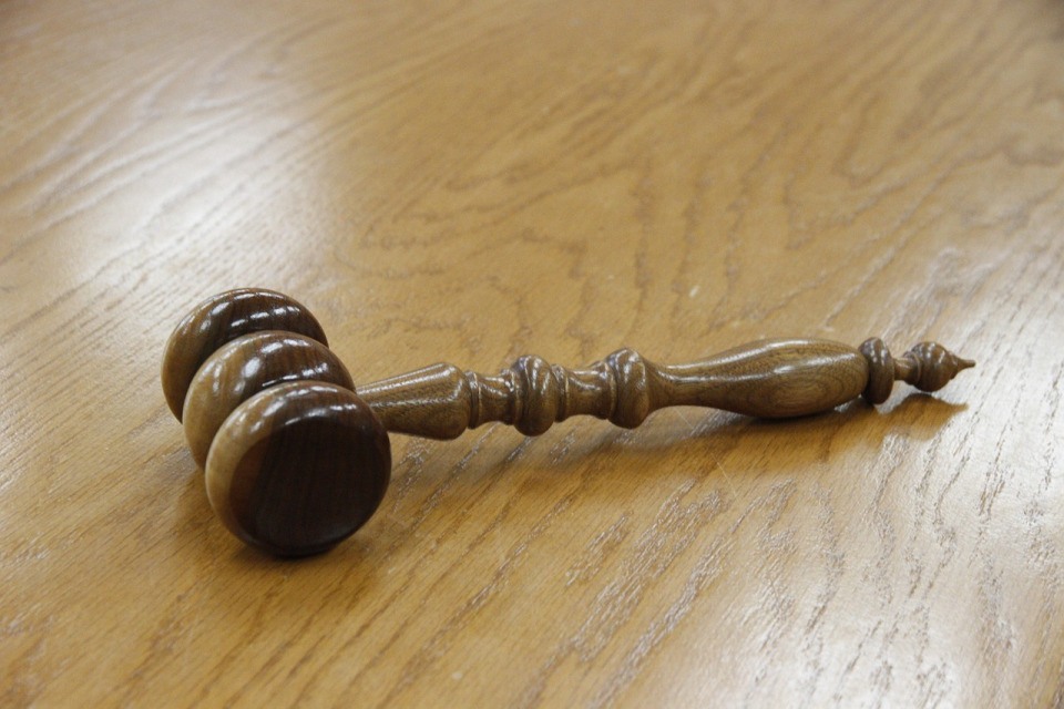 judge gavel closeup
